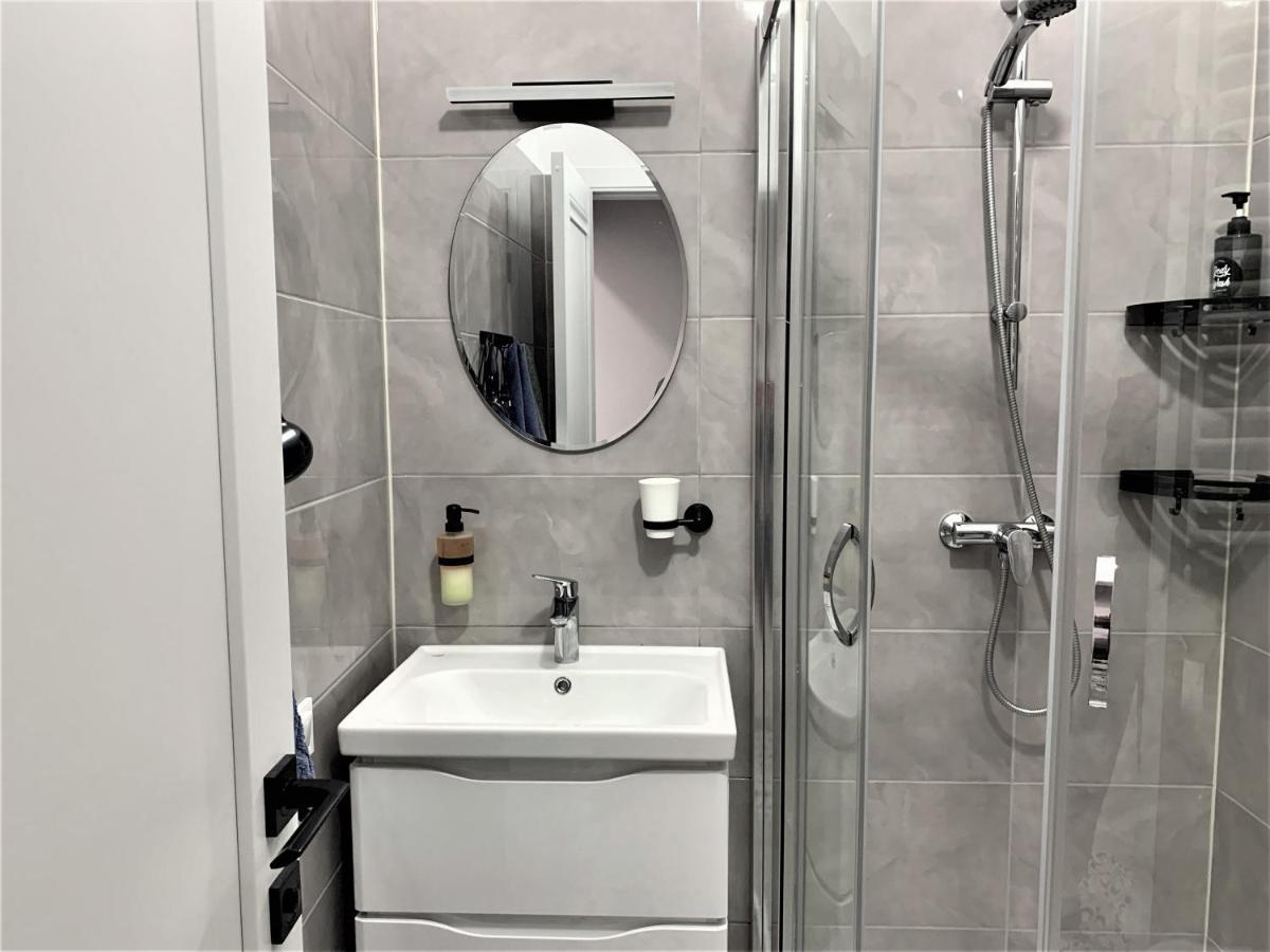 Glorious Apartment Near The Old City Lvov Exteriér fotografie