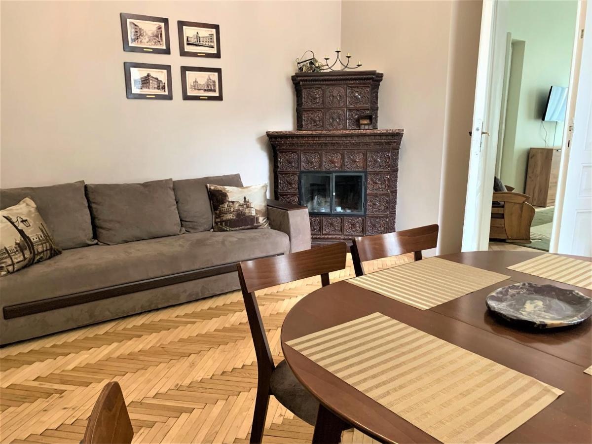 Glorious Apartment Near The Old City Lvov Exteriér fotografie